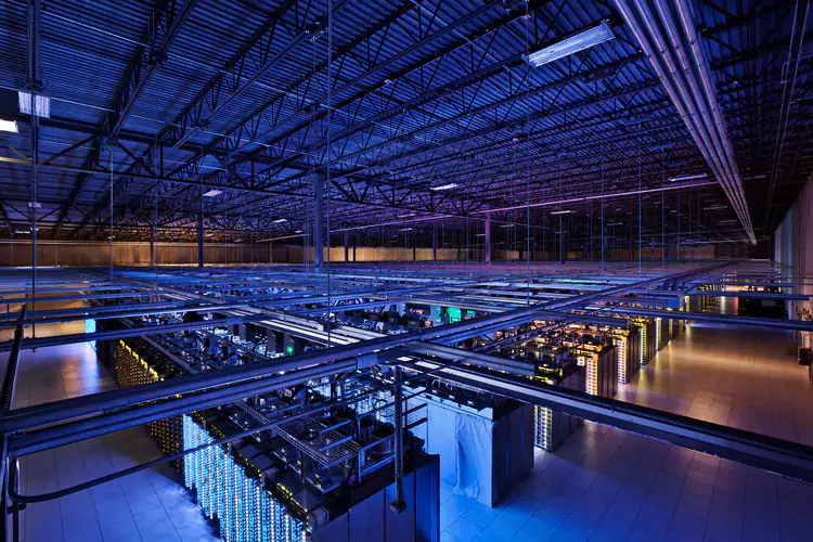 Inside of a Google Datacentre (Council Bluffs, Iowa)